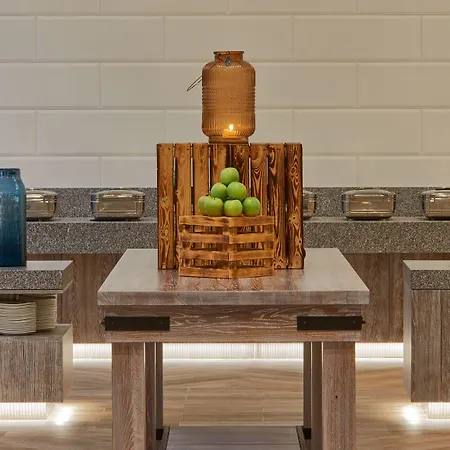 Hilton Frankfurt Centre 5*