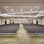 Hilton Frankfurt Centre 5*