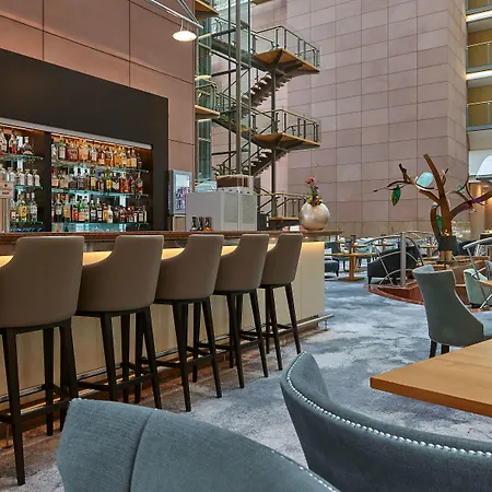 Hilton Frankfurt Centre Hotel 5*