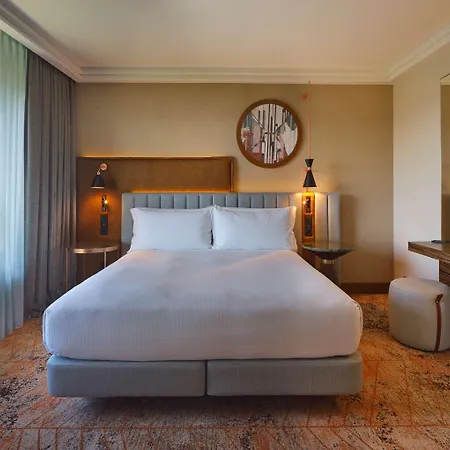 Hilton Frankfurt Centre Hotel