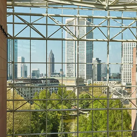 Hilton Frankfurt Centre