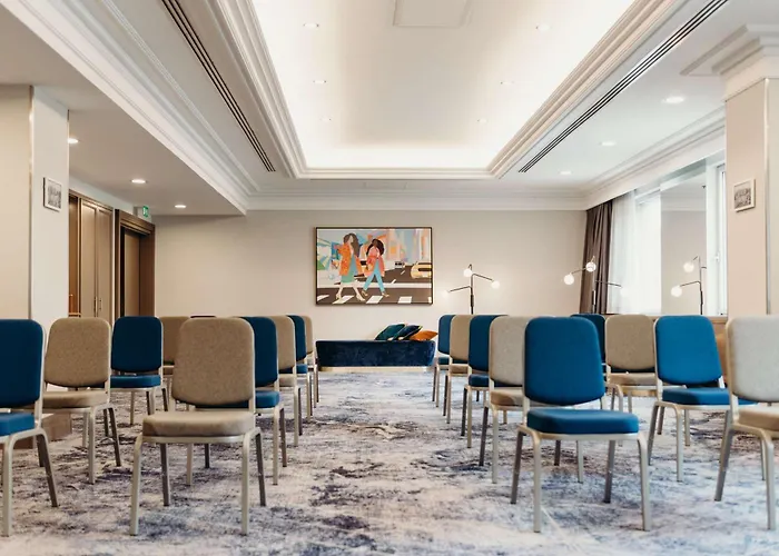 Hilton Frankfurt Centre 5*