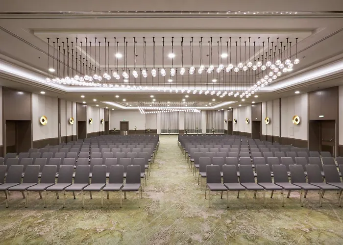 Hilton Frankfurt Centre 5*