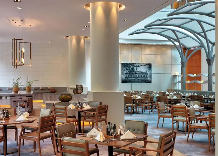 Hilton Frankfurt Centre Hotel 5*