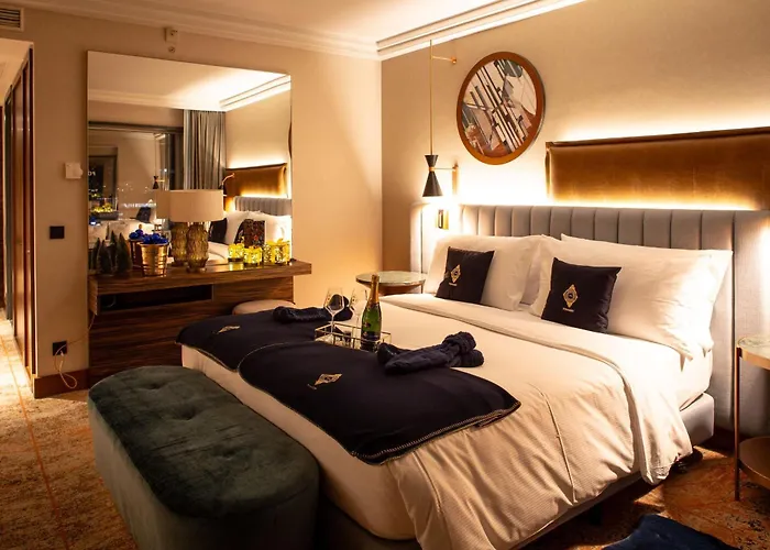 Hilton Frankfurt Centre Otel 5*