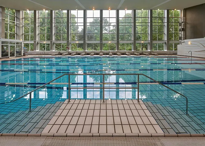 Отель Hilton Frankfurt Centre