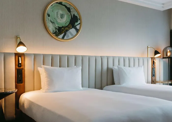 Otel Hilton Frankfurt Centre 5*