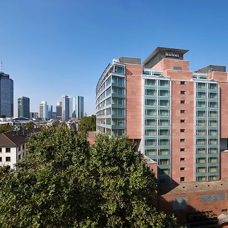Hilton Frankfurt Centre 5*