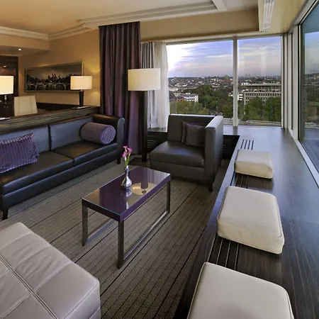 Hilton Frankfurt Centre フランクフルト
