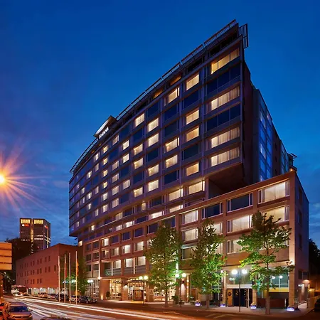 Hilton Frankfurt Centre ホテル フランクフルト