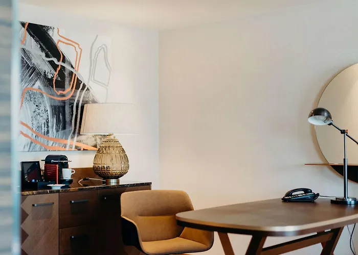 Hilton Frankfurt Centre 5* Frankfurt am Main